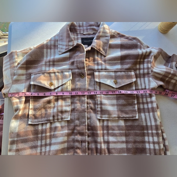 Banana Republic Beige Plaid Shacket Medium - Picture 4 of 6